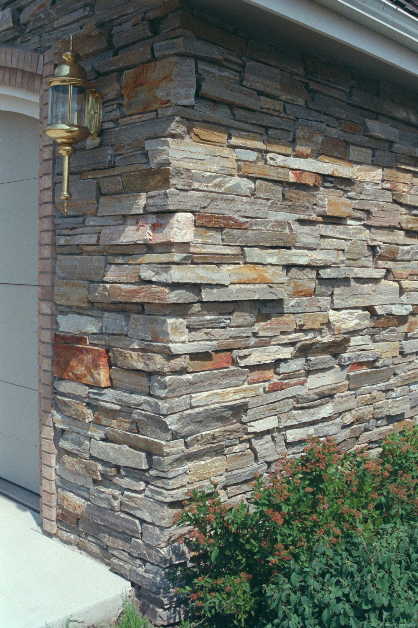 Quartzite Ledge Select Stone