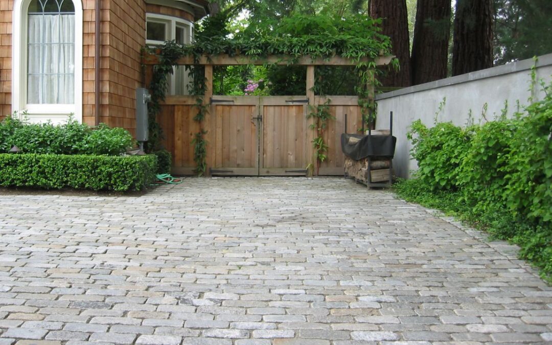 Reclaimed cobblestones 0970