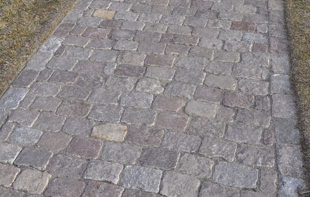 Reclaimed cobblestones 14148